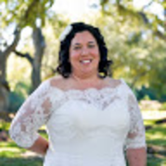 Meet your Posher, Shelly - Picture 1 of 1